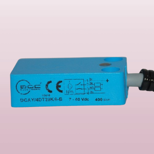 **10mm sensing distance**