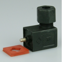 Baumer 3 pin right-angle Connector