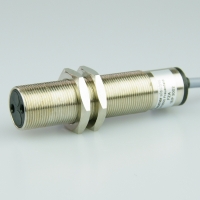 Baumer S18 dark-operated PNP diffuse Sensor