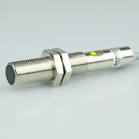 Baumer S12 dark-operated PNP diffuse Sensor w...