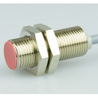 Baumer 12mm normally-open NPN Proximity Senso...